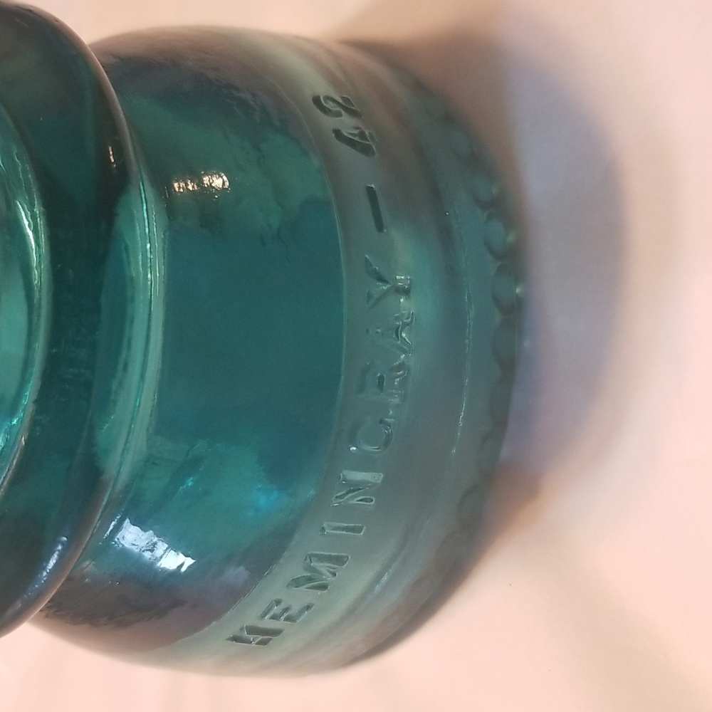 VINTAGE HEMINGRAY 42 Electrical Glass Insulator around 3.75" x 4.25" Blue Green - Picture 2 of 5